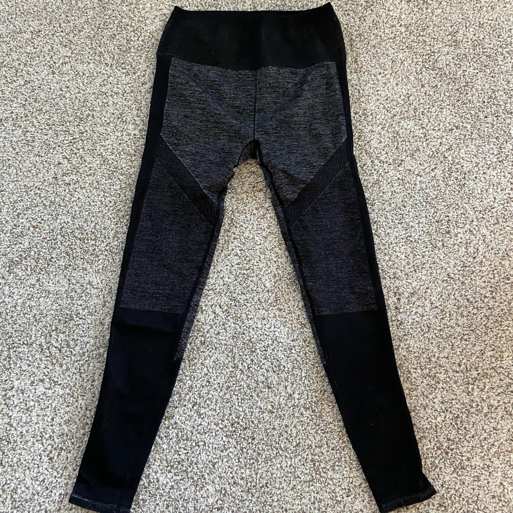 FABLETICS LEGGINGS